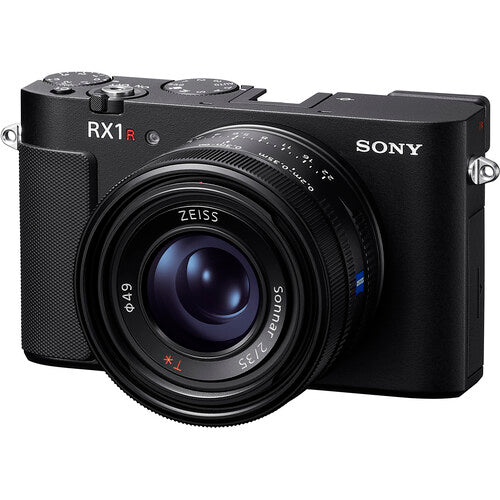 RX1R III compact camera