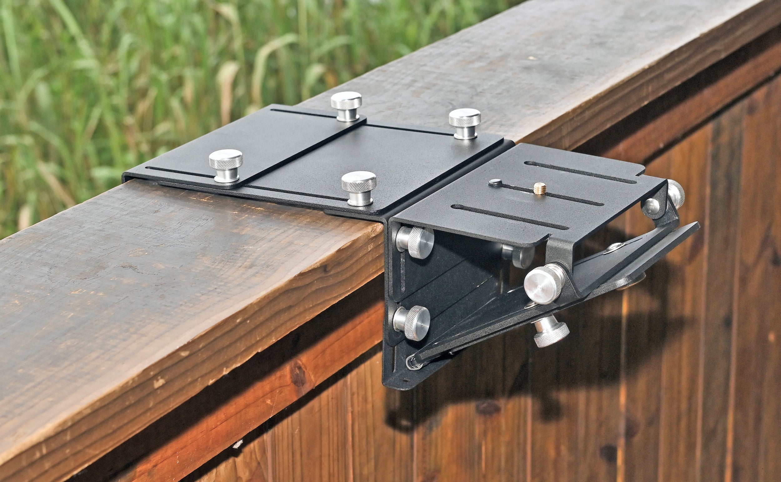 STEADYSHOTS VEHICLE CAMERA SUPPORT Camera tek