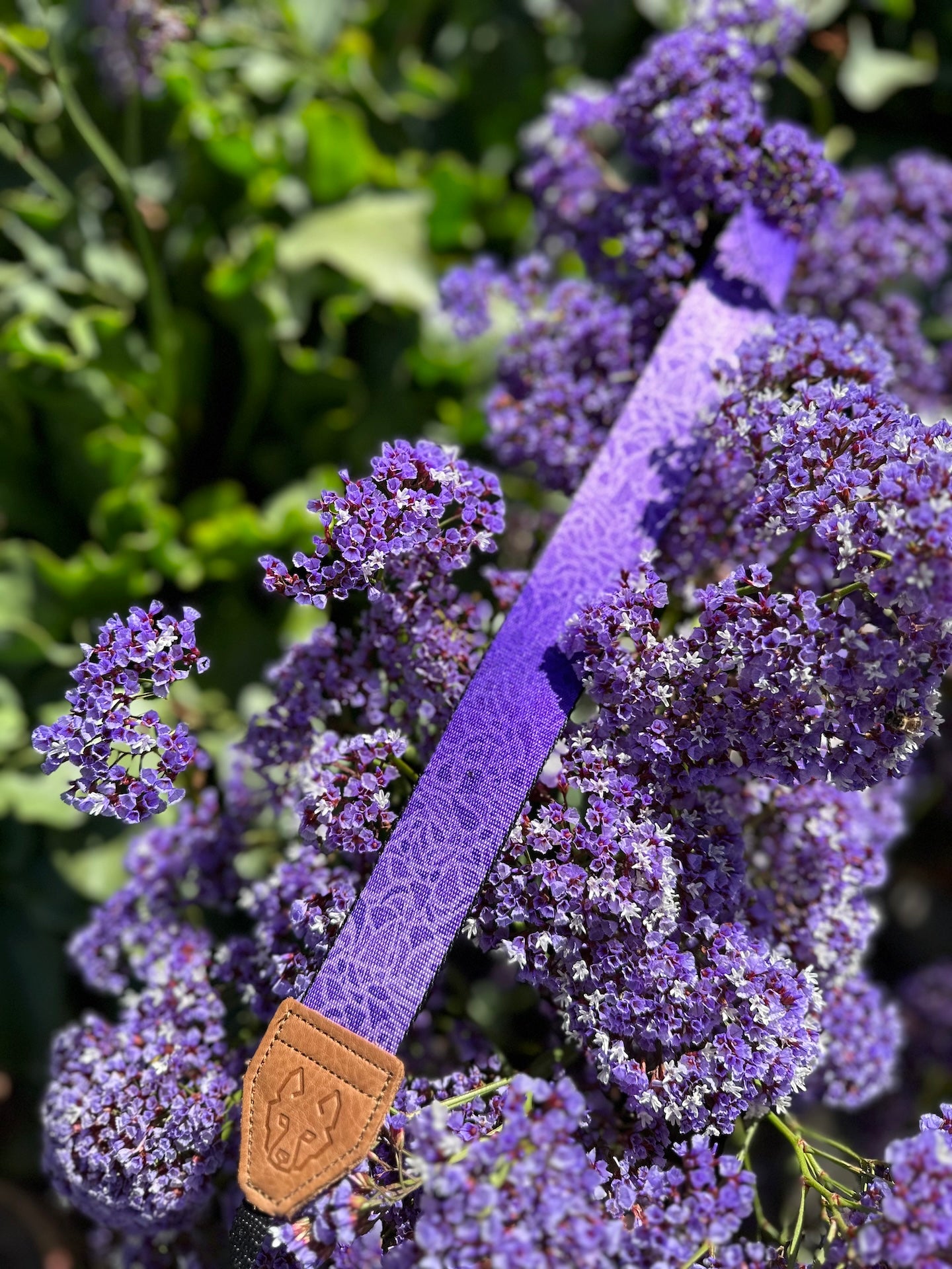 LUNAR LAVENDER CAMERA STRAP Camera tek