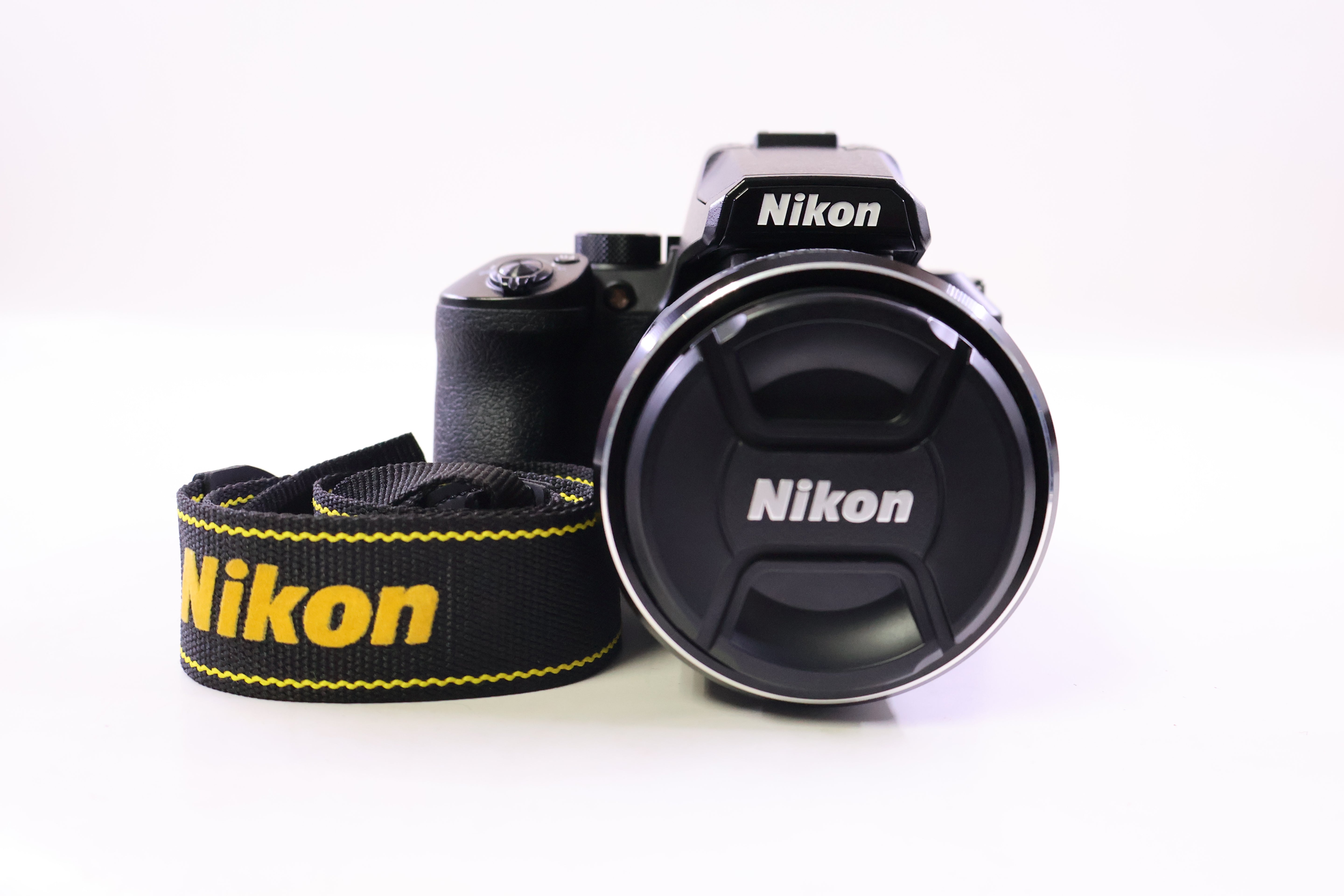 NIKON COOLPIX P950 DIGITAL CAMERA - SECOND HAND