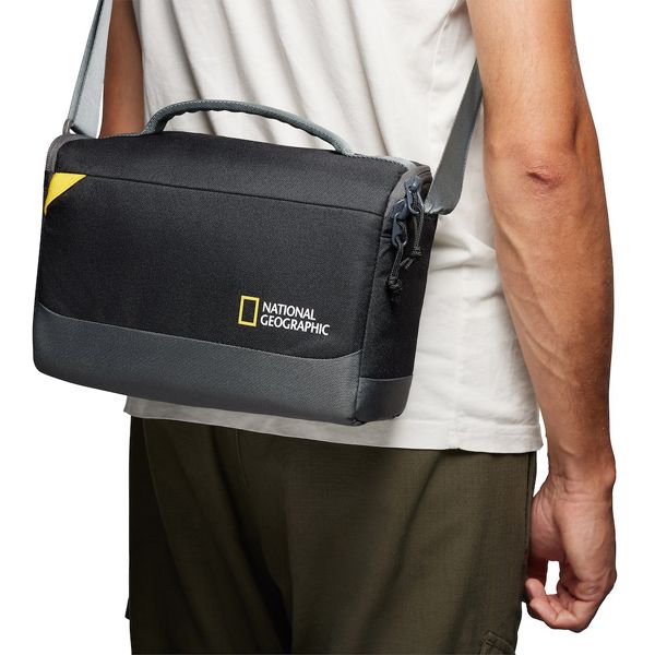 NATIONAL GEOGRAPHIC E1 SHOULDER BAG - MEDIUM