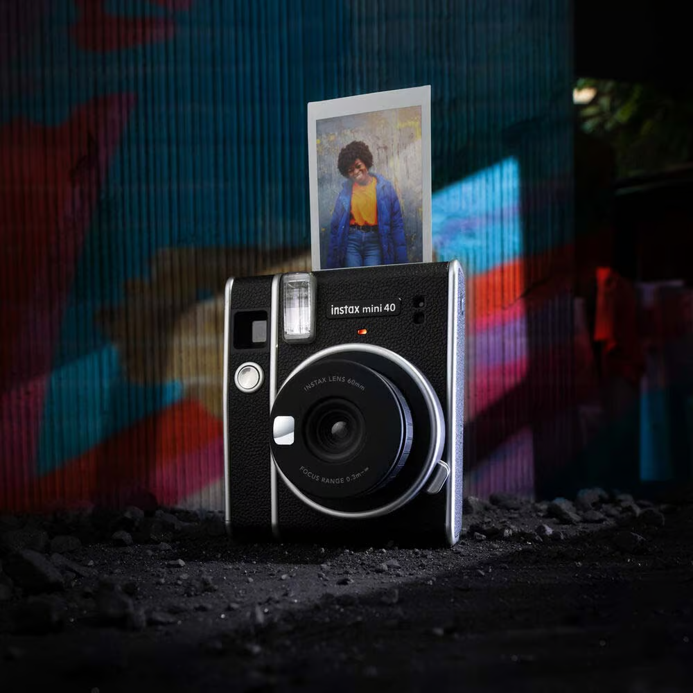 Fujifilm Instax Mini 40 Instant Film Camera (Black) Camera tek