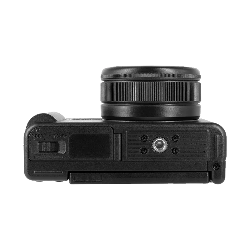 YASHICA CITY 100 DIGITAL COMPACT CAMERA - BLACK