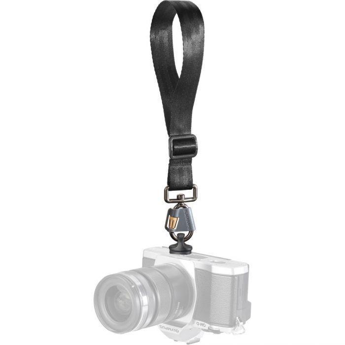 BlackRapid Wrist Strap Breathe with FR-5 FastenR Camera tek