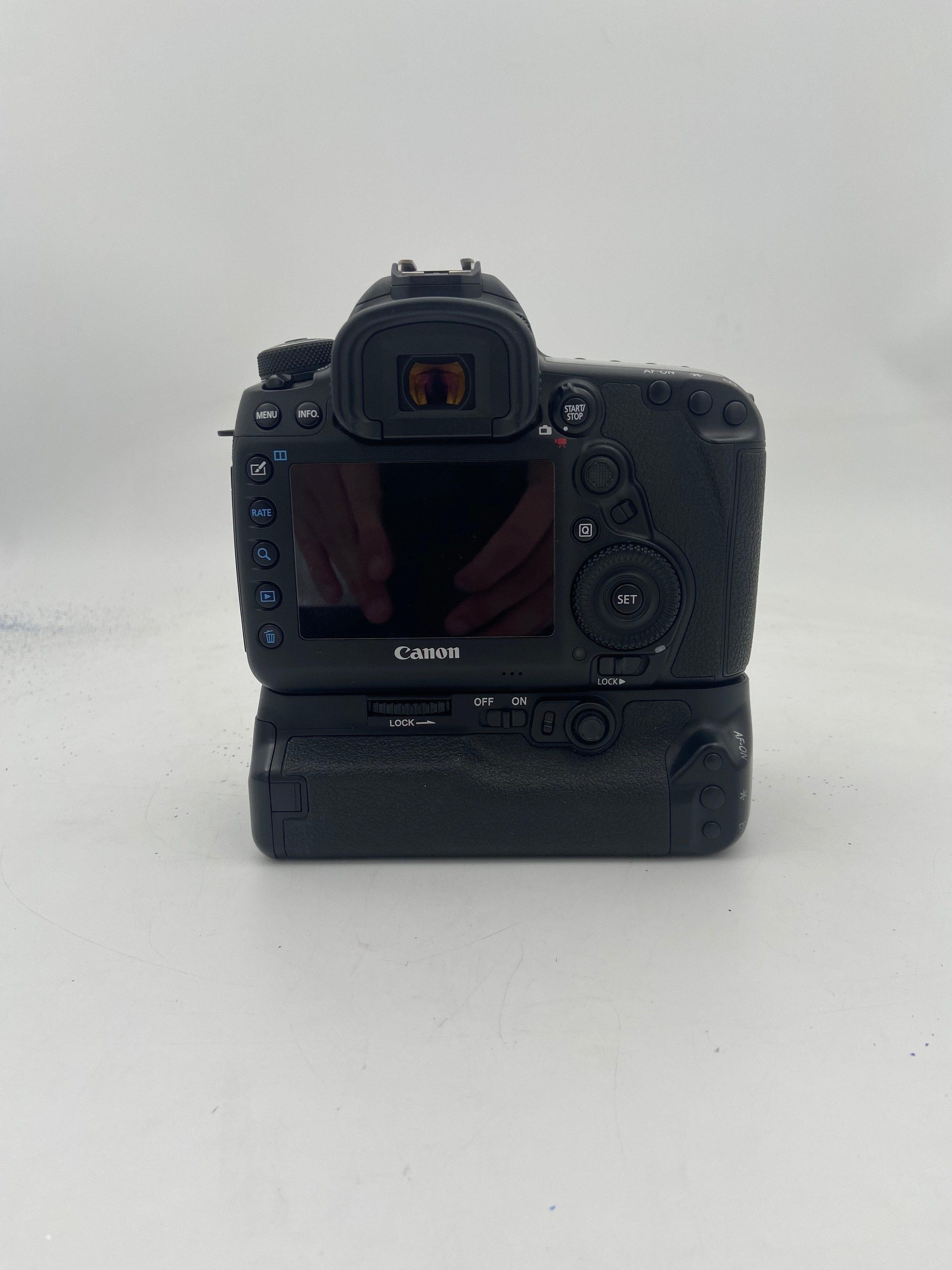 Canon EOS 5D IV Body Only + Battery Grip - Second Hand