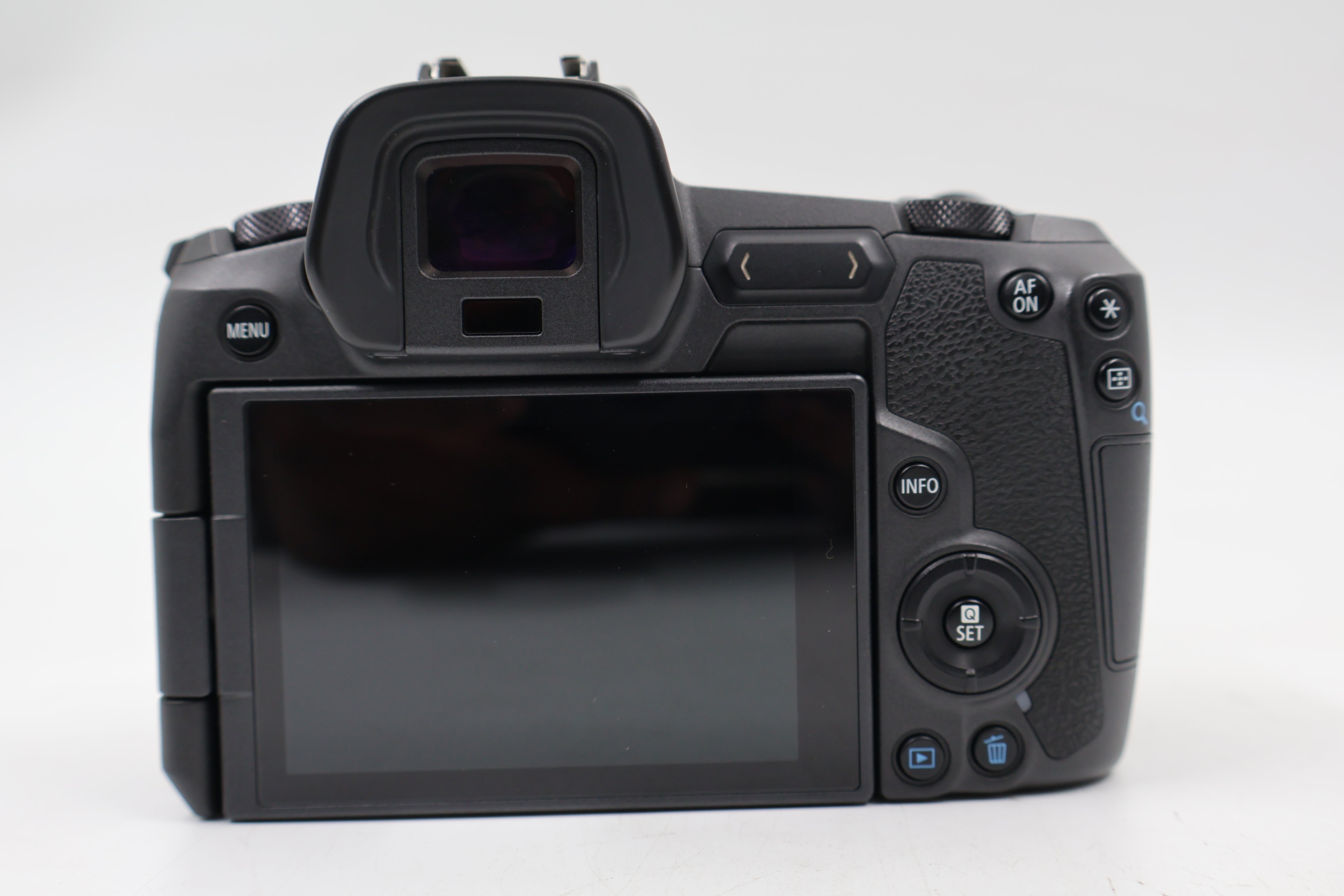 CANON EOS R BODY ONLY - SECOND HAND