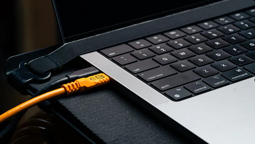 TETHERTOOLS TETHERPRO OPTIMA 10G 15'(4.6M) USB-C TO USB-C STRAIGHT TO RIGHT ANGLE CABLE